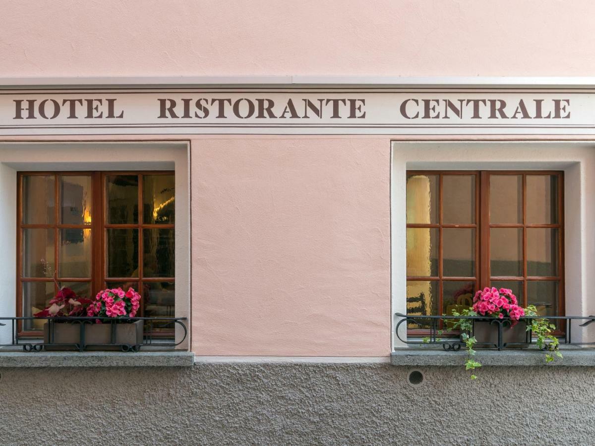 Hotel Centrale, Typically Swiss Poschiavo Exterior photo
