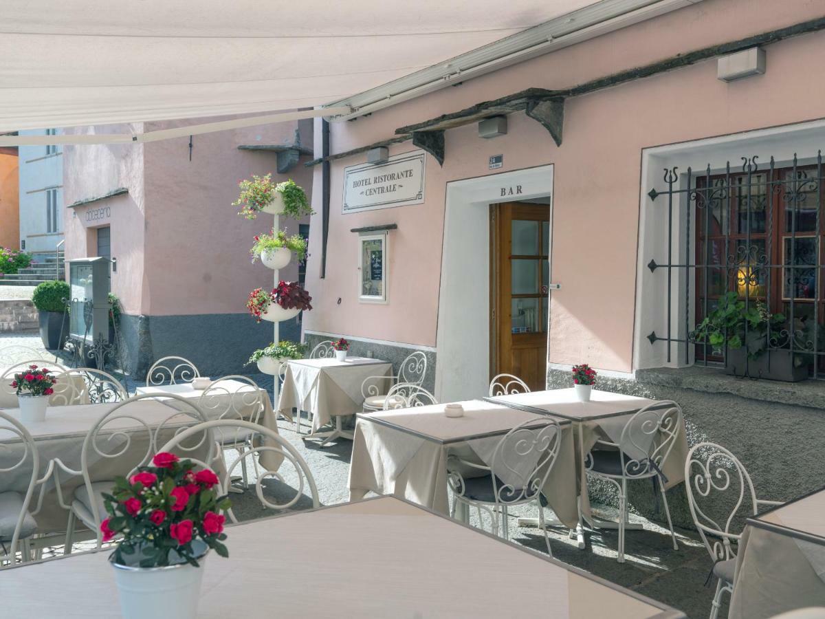 Hotel Centrale, Typically Swiss Poschiavo Exterior photo